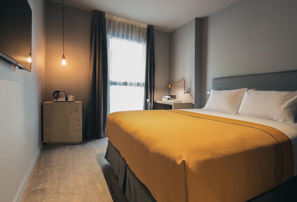Hotell Yurbban Trafalgar Barcelona