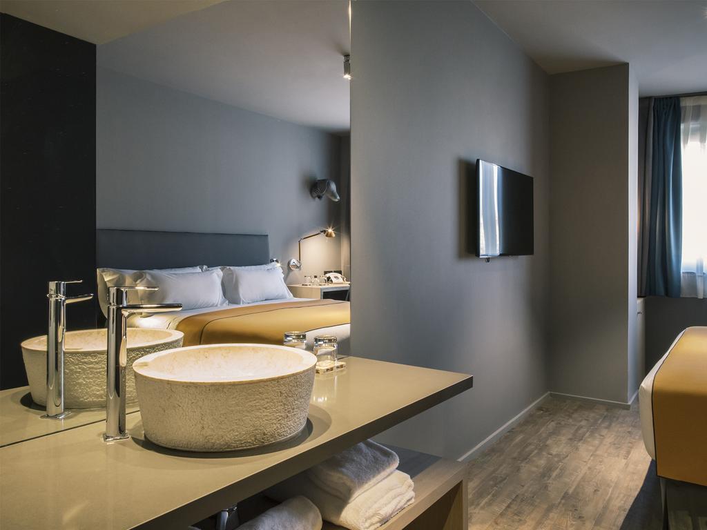 Hotell Yurbban Trafalgar 3*